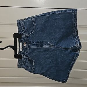ZARA Jean shorts size 8